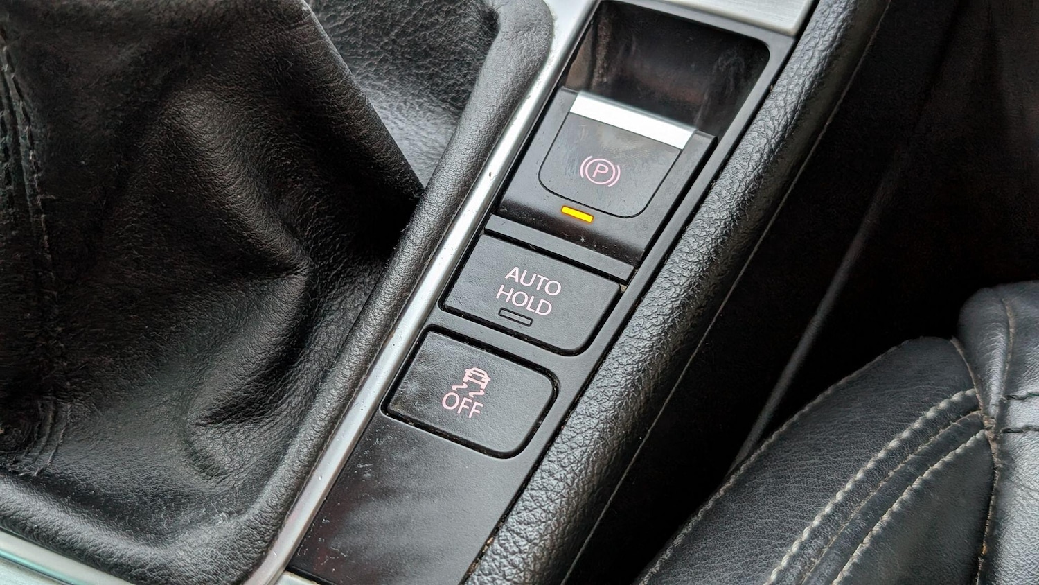 Used Volkswagen CC 2011 for sale - 77081653: Photo 28