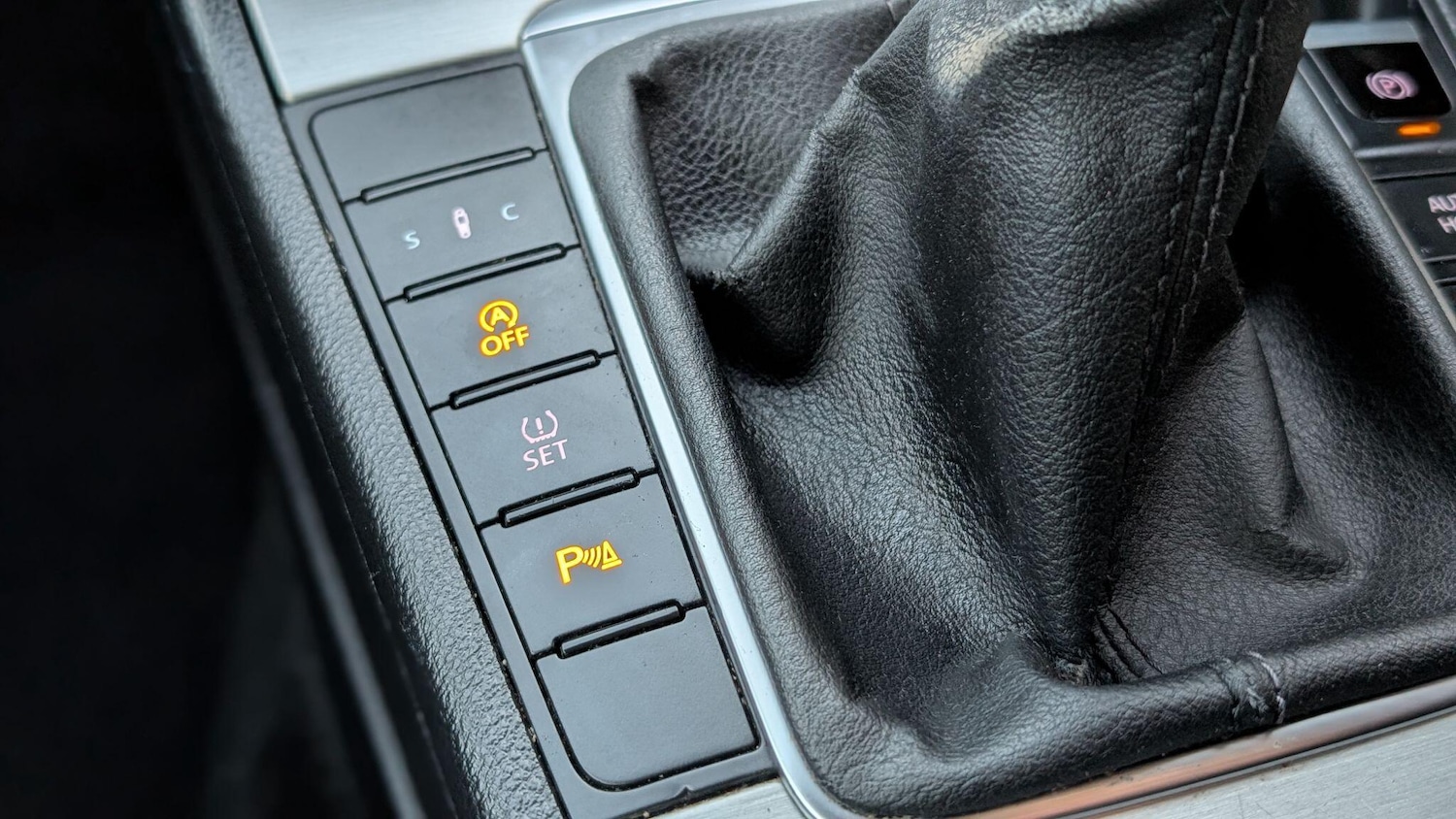 Used Volkswagen CC 2011 for sale - 77081653: Photo 29