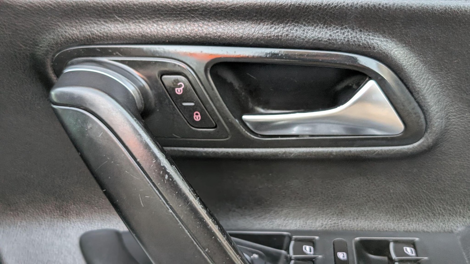 Used Volkswagen CC 2011 for sale - 77081653: Photo 40