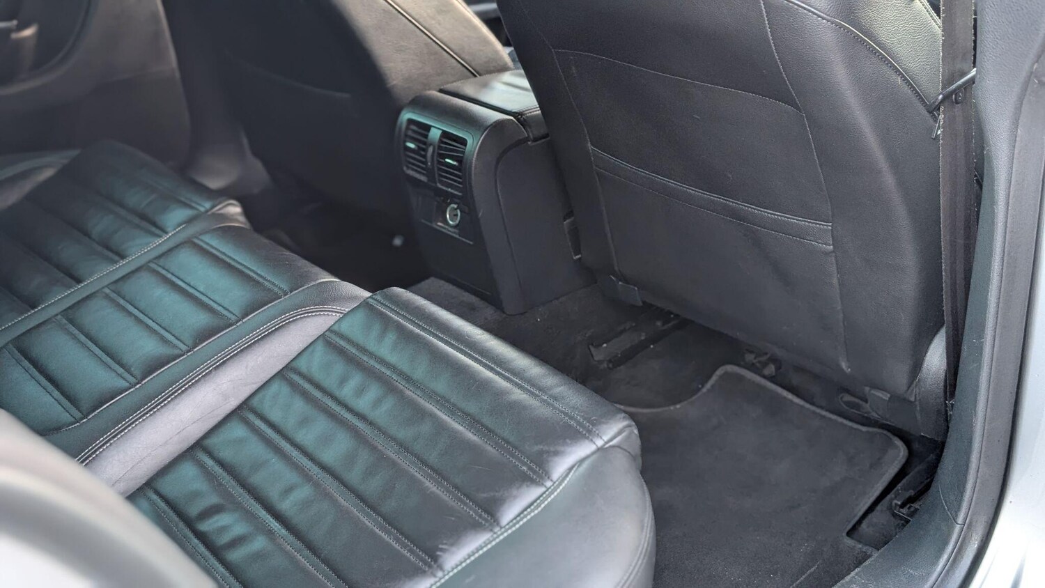 Used Volkswagen CC 2011 for sale - 77081653: Photo 45