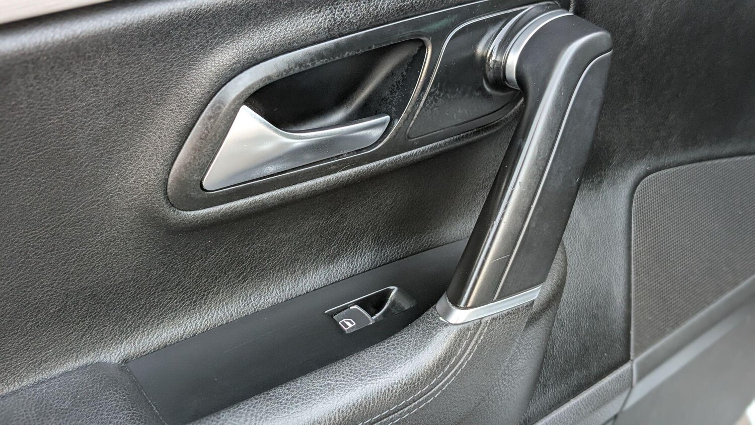 Used Volkswagen CC 2011 for sale - 77081653: Photo 54