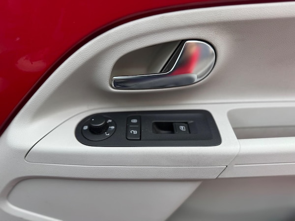 Used Volkswagen up! 2025 for sale - 75401072: Photo 17