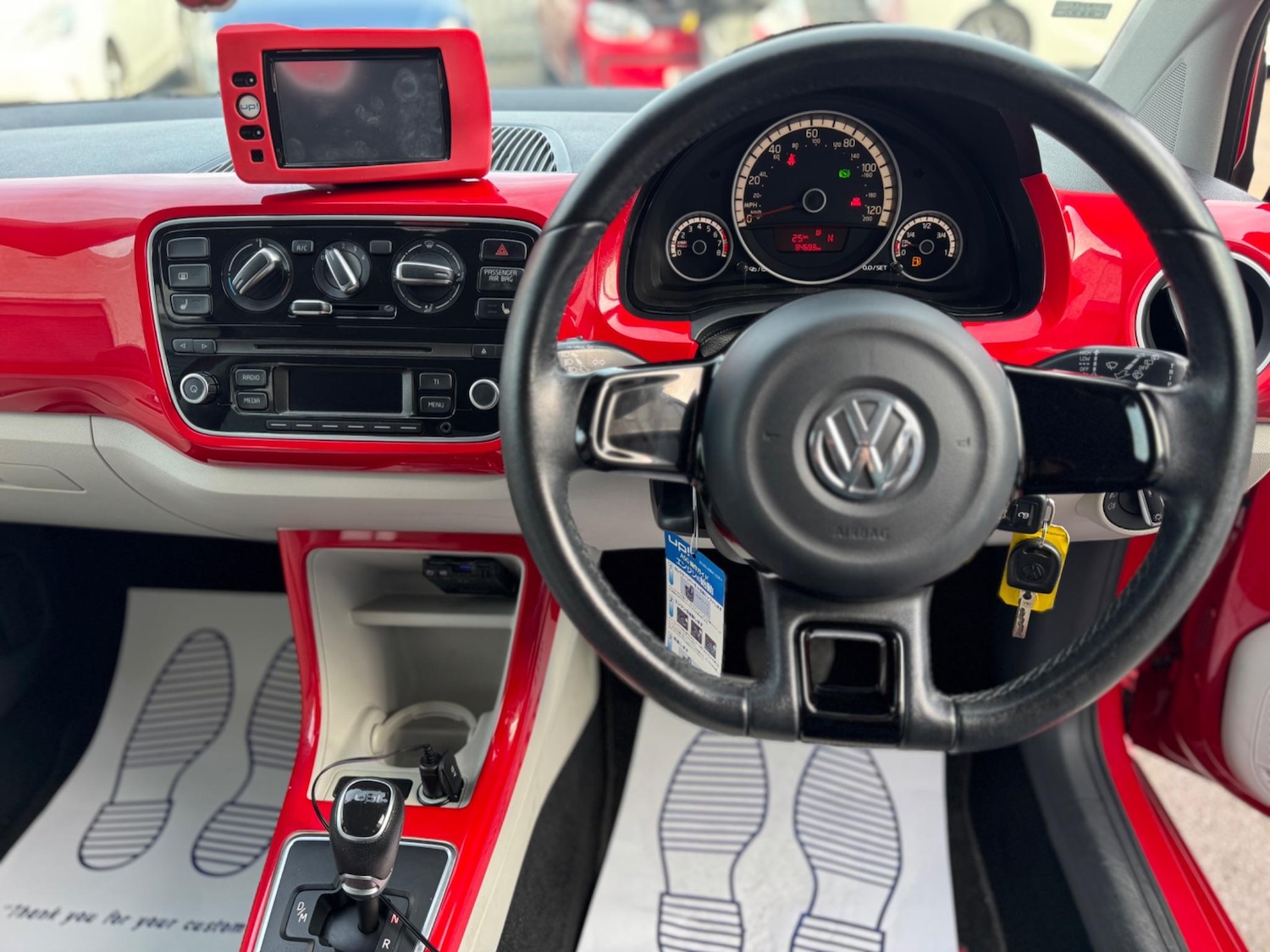 Used Volkswagen up! 2025 for sale - 76992622: Photo 10