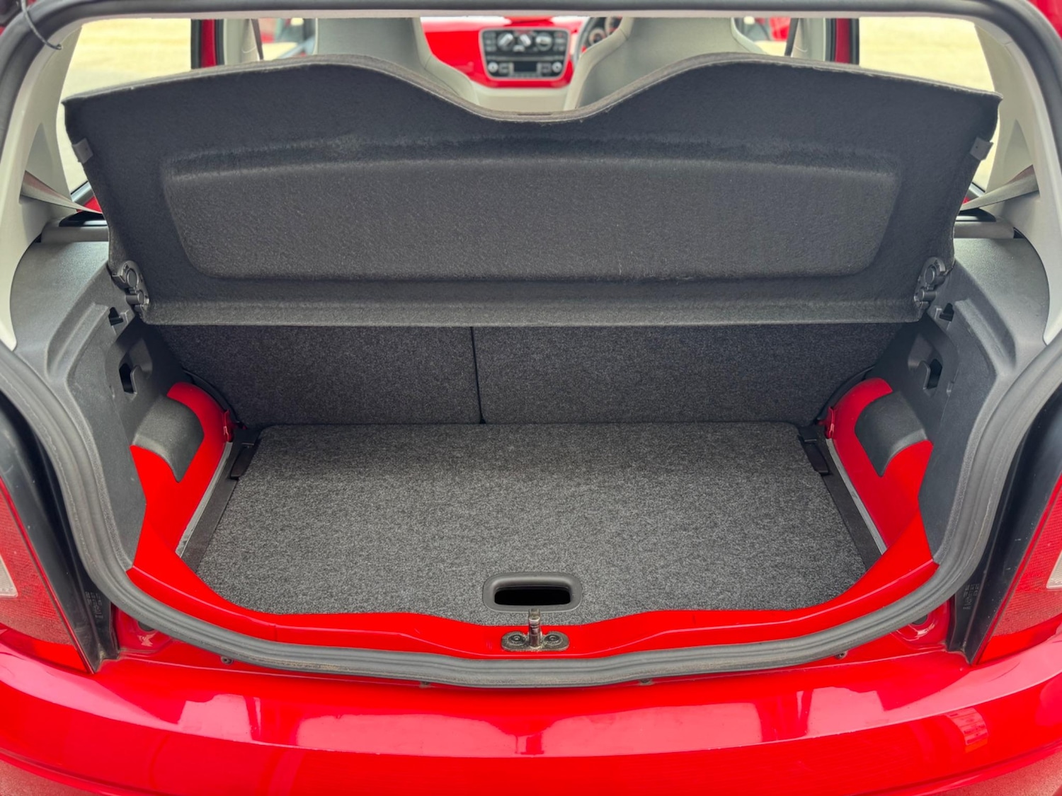 Used Volkswagen up! 2025 for sale - 76992622: Photo 21