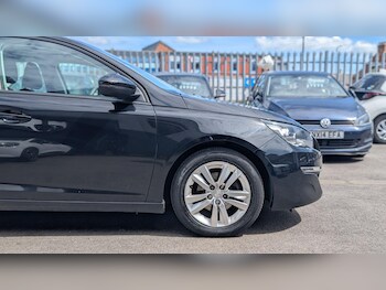 Used Peugeot 308 2014 for sale - 78684501: Photo