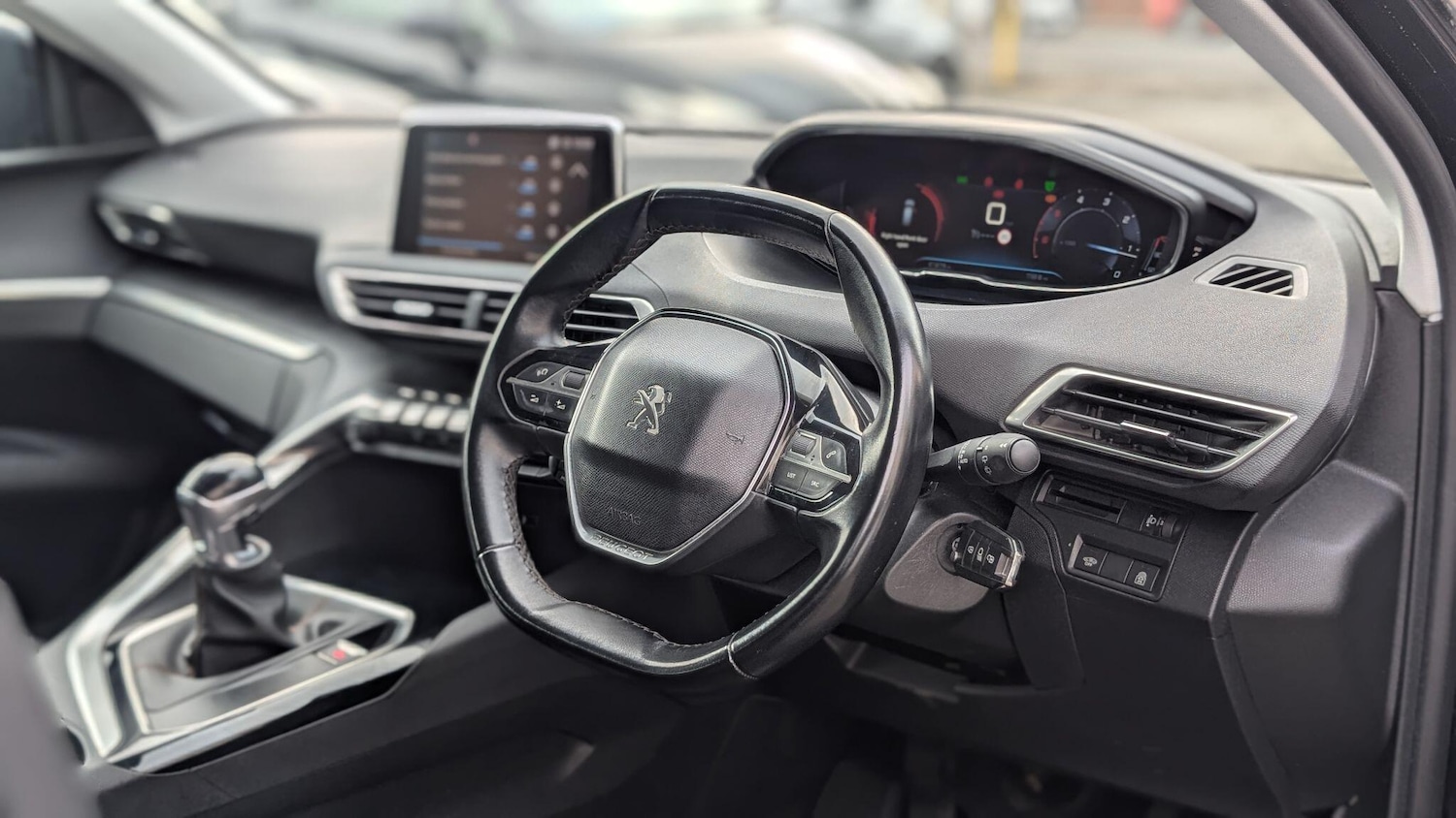 Used Peugeot 5008 2018 for sale - 77898435: Photo 7