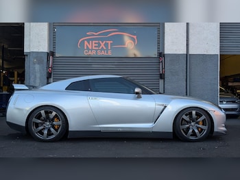 Used Nissan GT-R 2009 for sale - 75697104: Photo