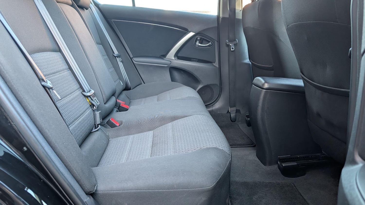 Used Toyota Avensis 2014 for sale - 76059369: Photo 35