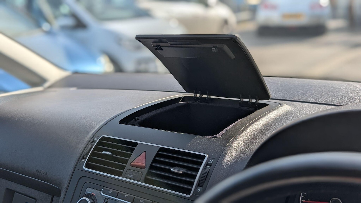 Used Volkswagen Touran 2025 for sale - 77066846: Photo 15