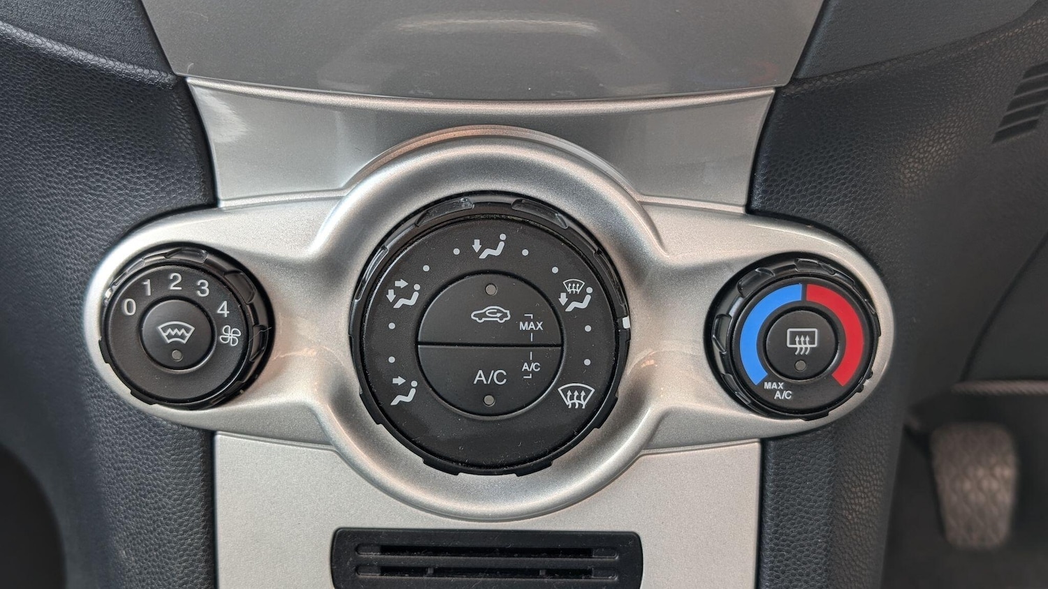 Used Ford Fiesta for sale - 78135760: Photo 15