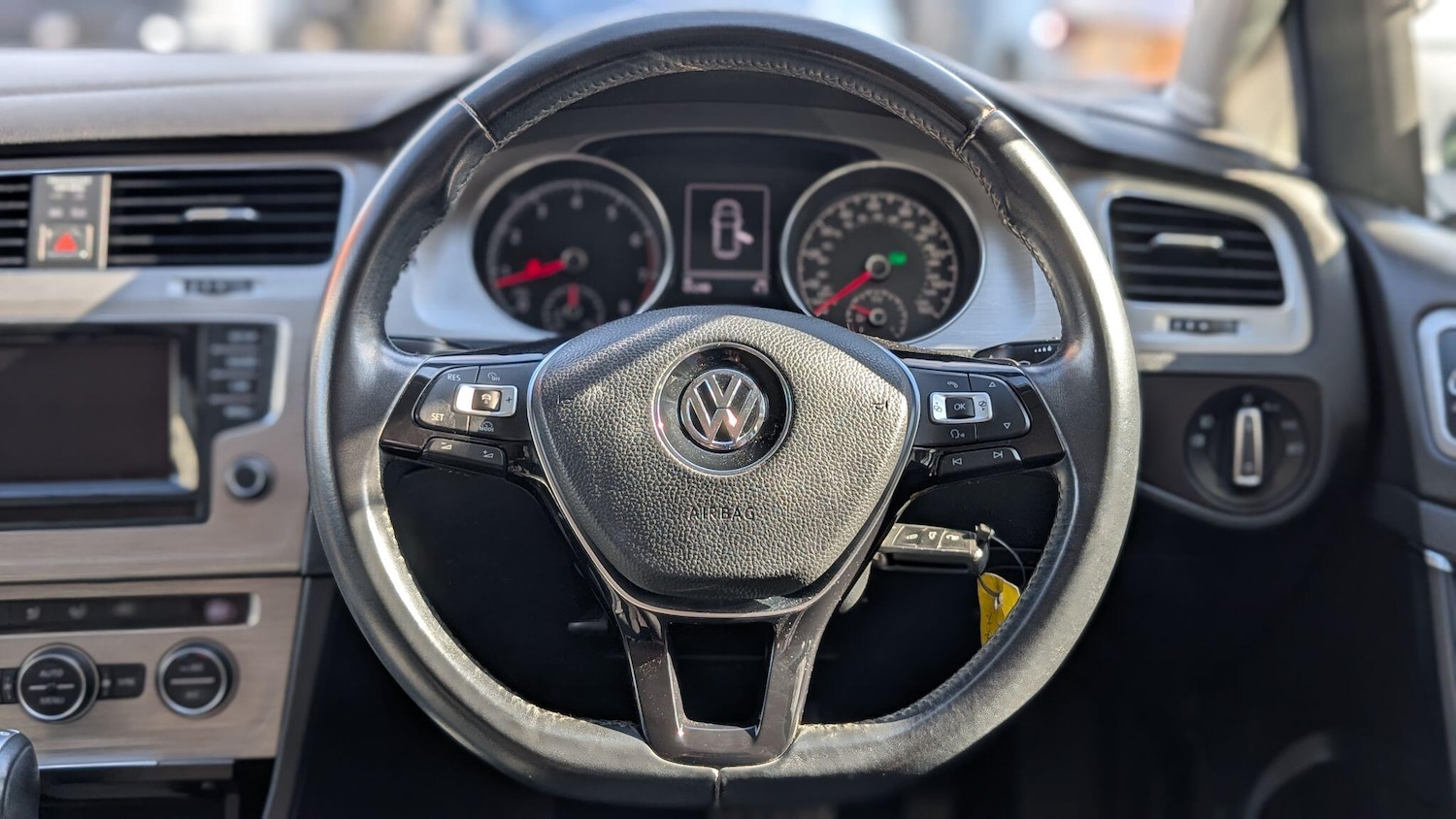 Used Volkswagen Golf 2025 for sale - 76137531: Photo 11