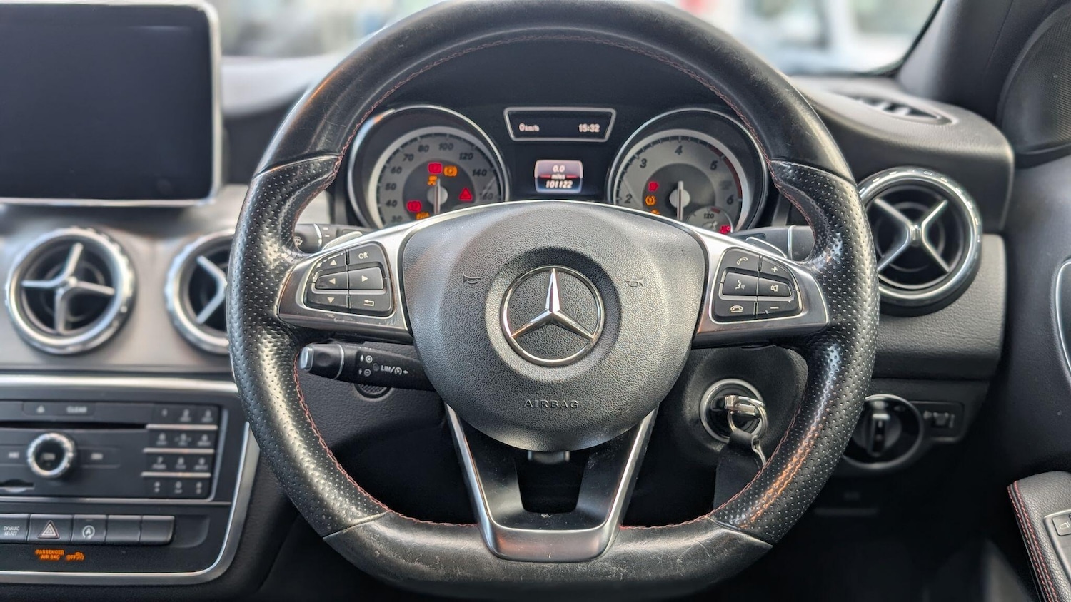 Used Mercedes-Benz GLA 2015 for sale - 77066581: Photo 11