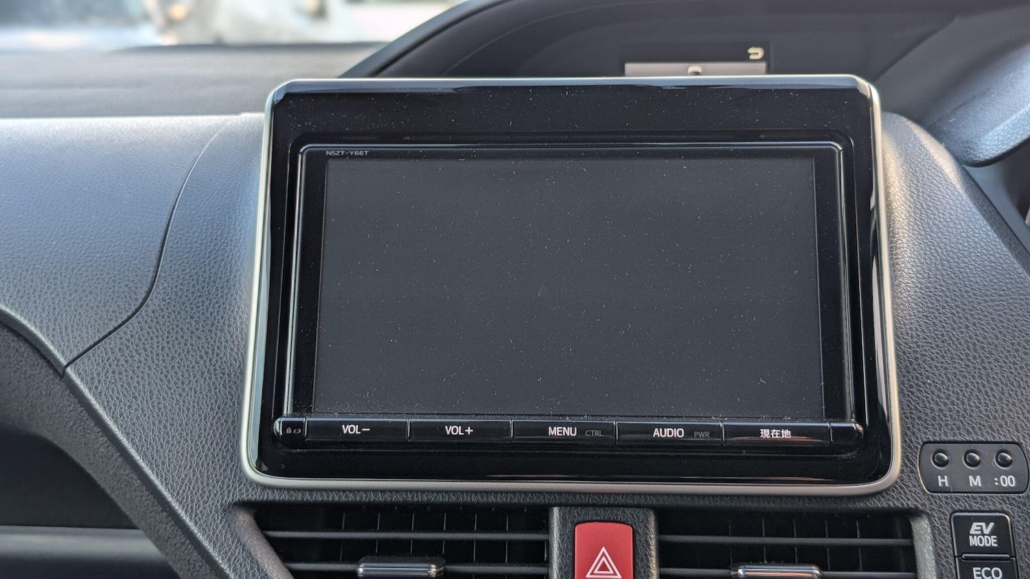 Used Toyota Noah for sale - 77066915: Photo 15