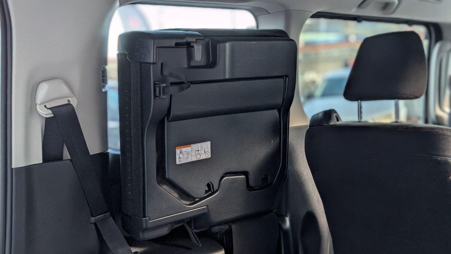 Used Toyota Noah for sale - 77066915: Photo 34