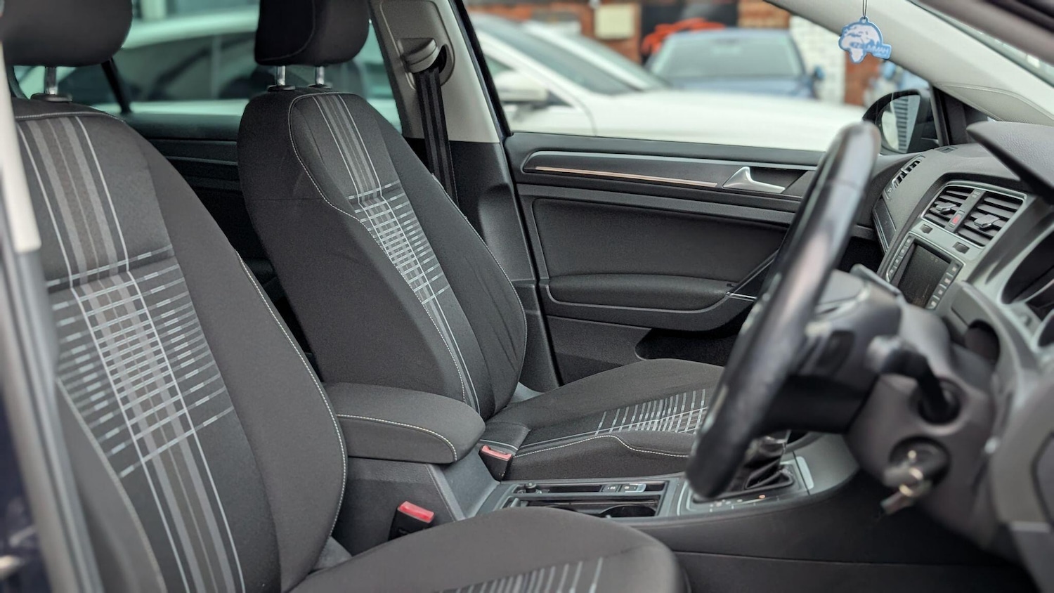 Used Volkswagen Golf 2025 for sale - 77279615: Photo 31