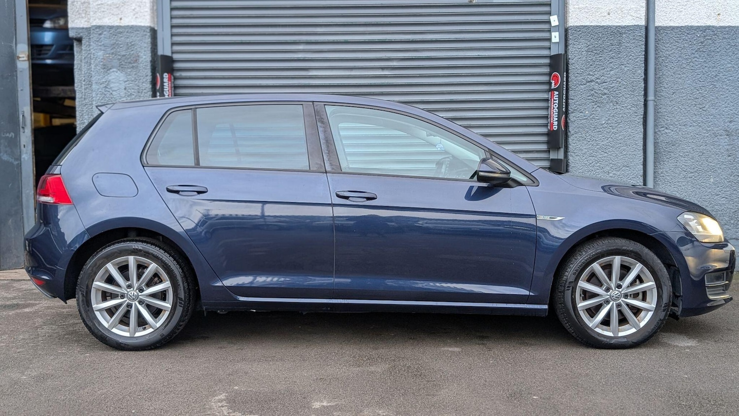 Used Volkswagen Golf 2025 for sale - 77279615: Photo 4