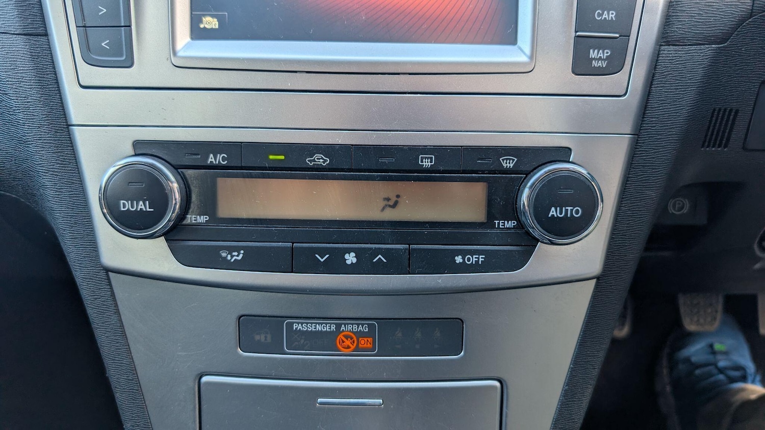 Used Toyota Avensis 2014 for sale - 77066376: Photo 23