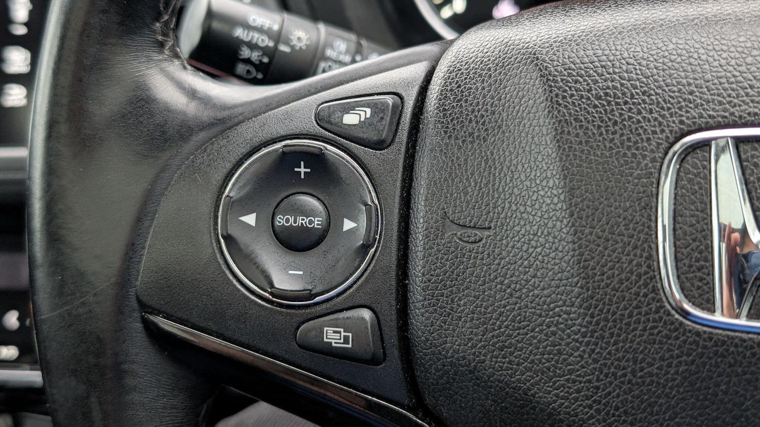 Used Honda HR-V 2015 for sale - 77723204: Photo 12