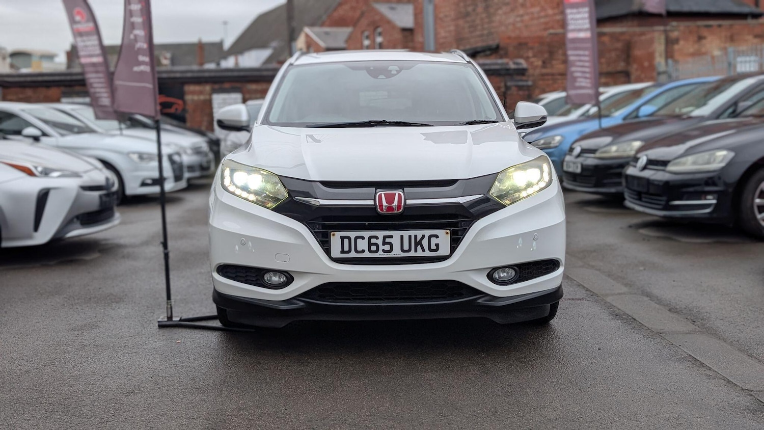 Used Honda HR-V 2015 for sale - 77723204: Photo 2