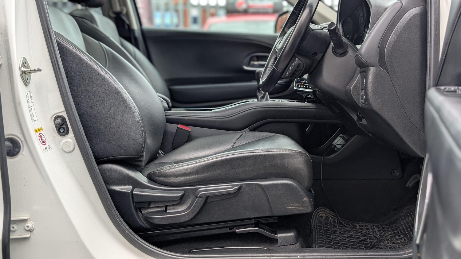 Used Honda HR-V 2015 for sale - 77723204: Photo 22