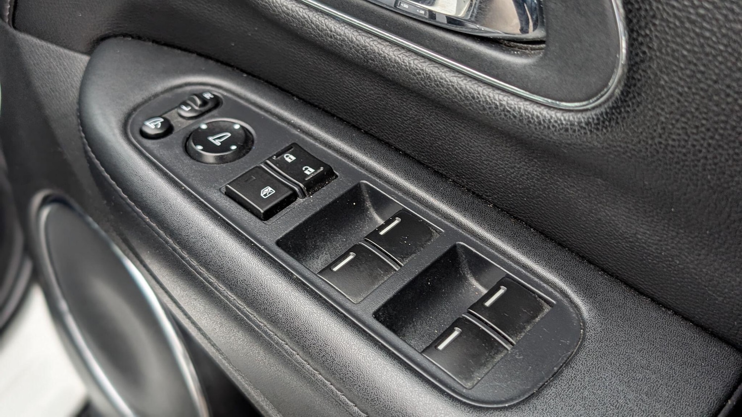 Used Honda HR-V 2015 for sale - 77723204: Photo 26