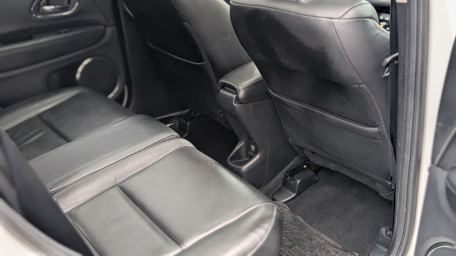 Used Honda HR-V 2015 for sale - 77723204: Photo 30