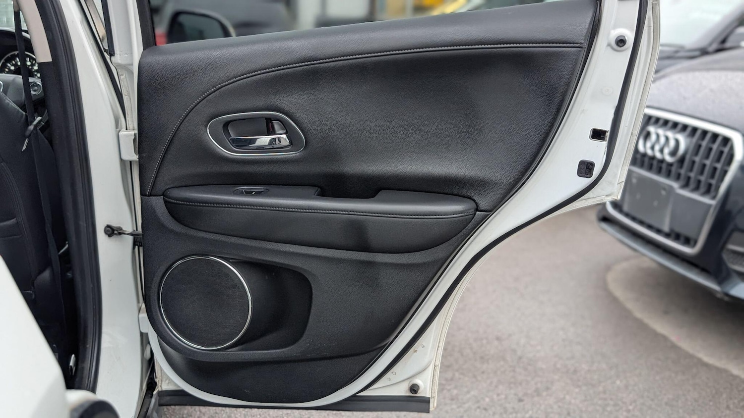 Used Honda HR-V 2015 for sale - 77723204: Photo 31