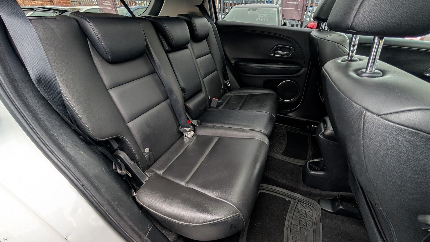 Used Honda HR-V 2015 for sale - 77723204: Photo 32