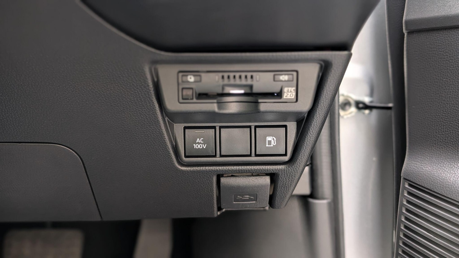 Used Toyota Prius 2025 for sale - 77066315: Photo 20