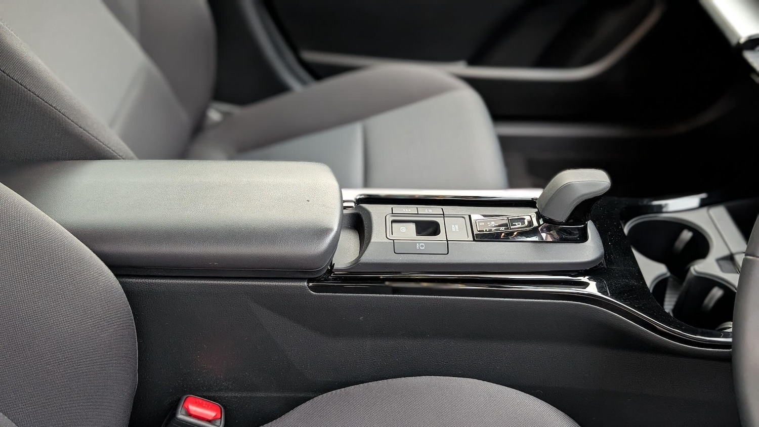 Used Toyota Prius 2025 for sale - 77066315: Photo 32