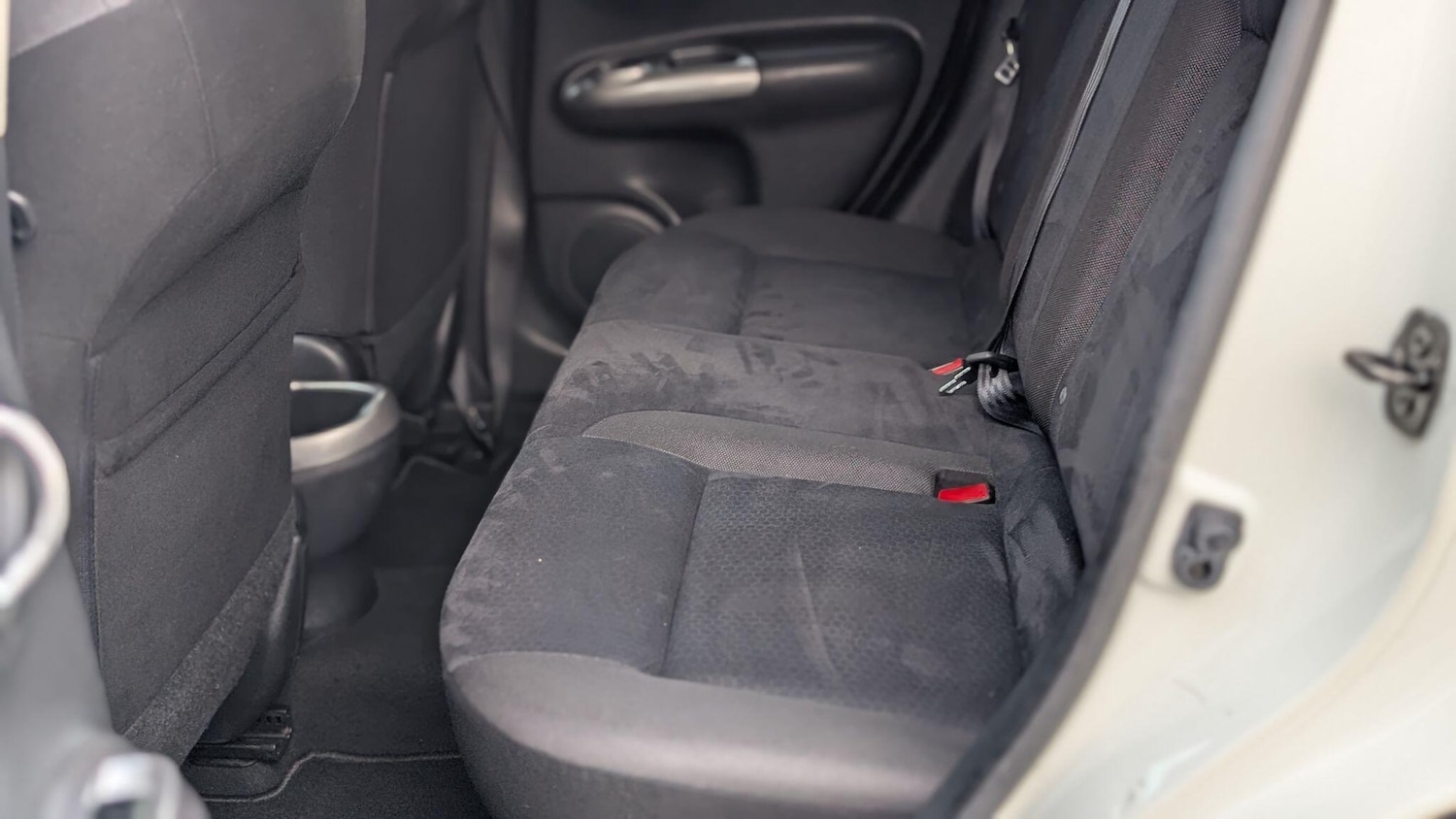 Used Nissan Juke 2011 for sale - 76832624: Photo 14