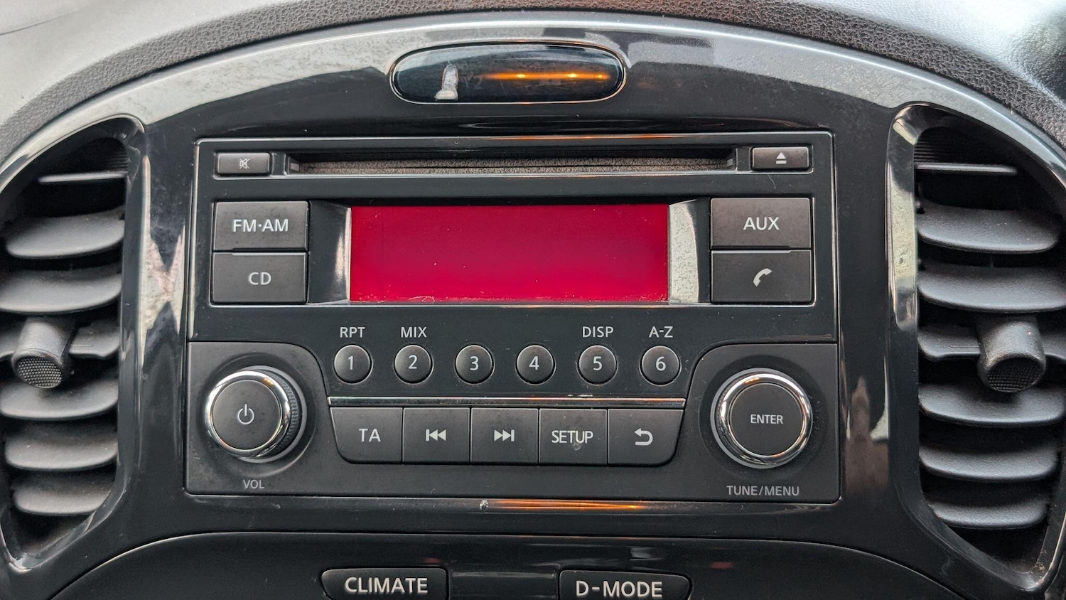 Used Nissan Juke 2011 for sale - 76832624: Photo 26