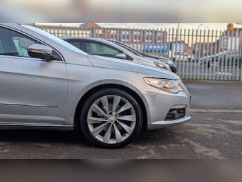 Used Volkswagen Passat 2011 for sale - 78911574: Photo