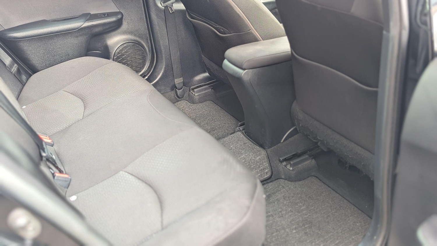 Used Toyota Prius 2025 for sale - 77066611: Photo 34