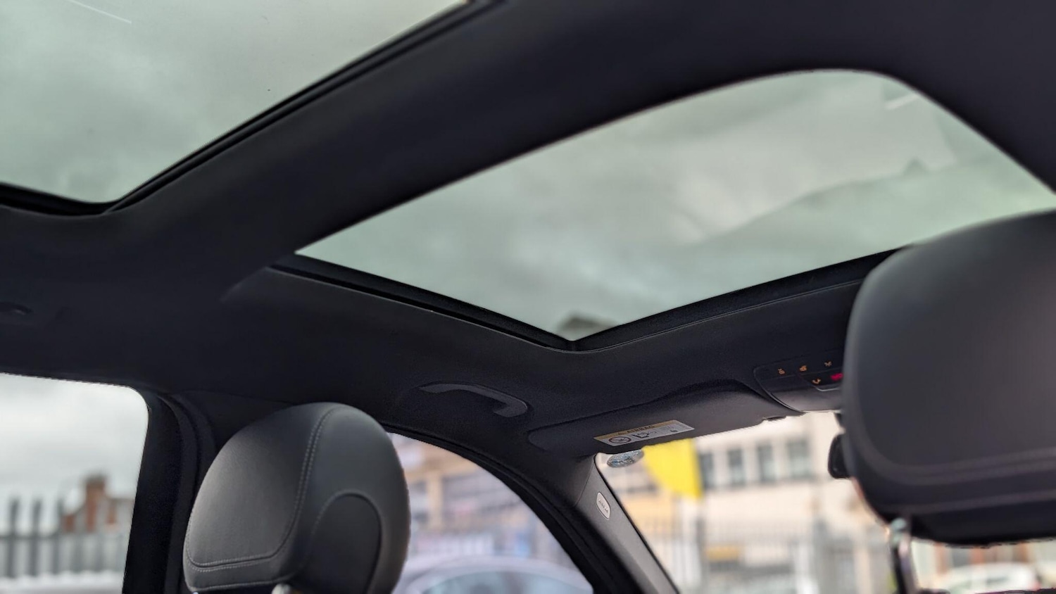 Used Mercedes-Benz GLC for sale - 76728540: Photo 61