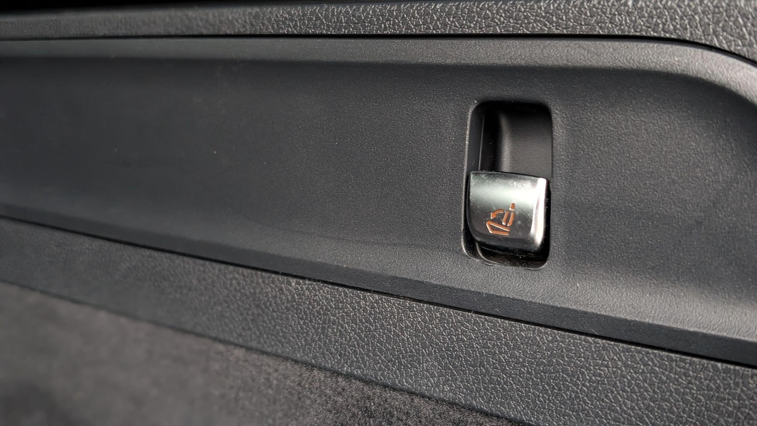 Used Mercedes-Benz GLC for sale - 76728540: Photo 64