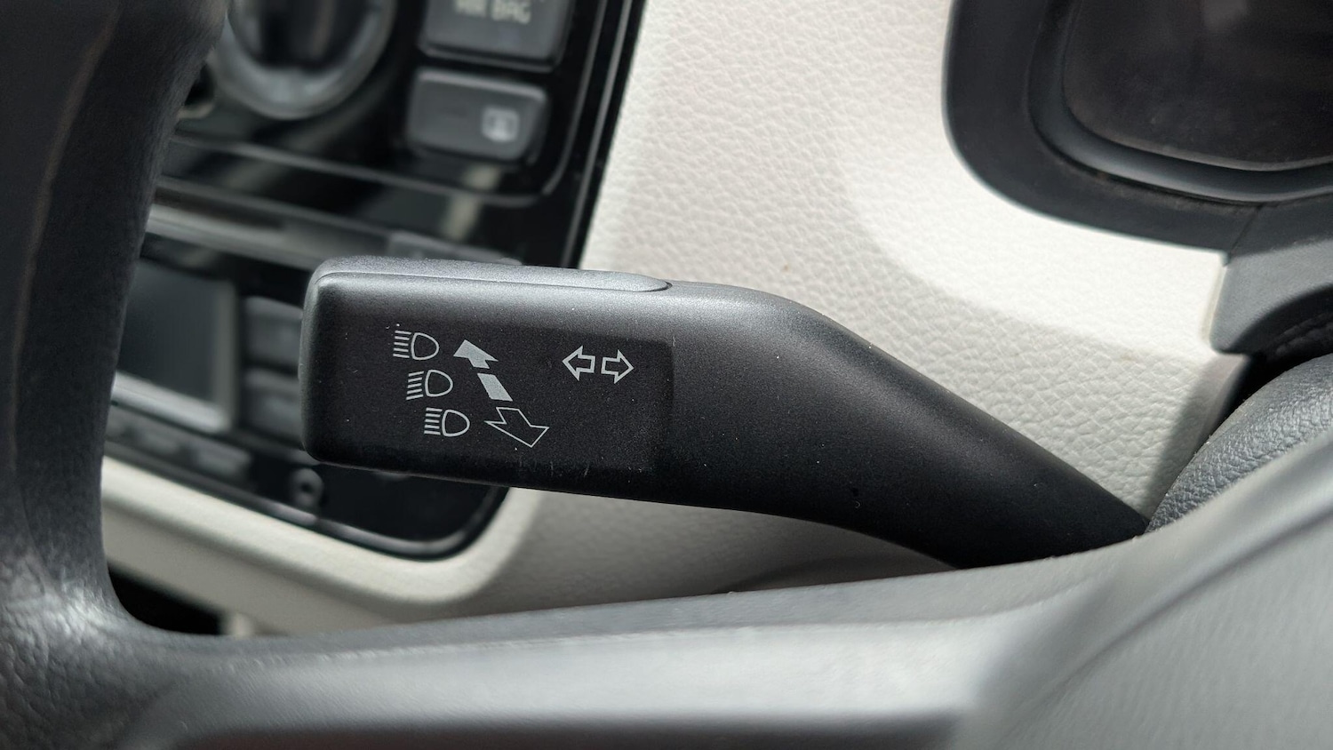 Used Volkswagen up! 2025 for sale - 77279181: Photo 18