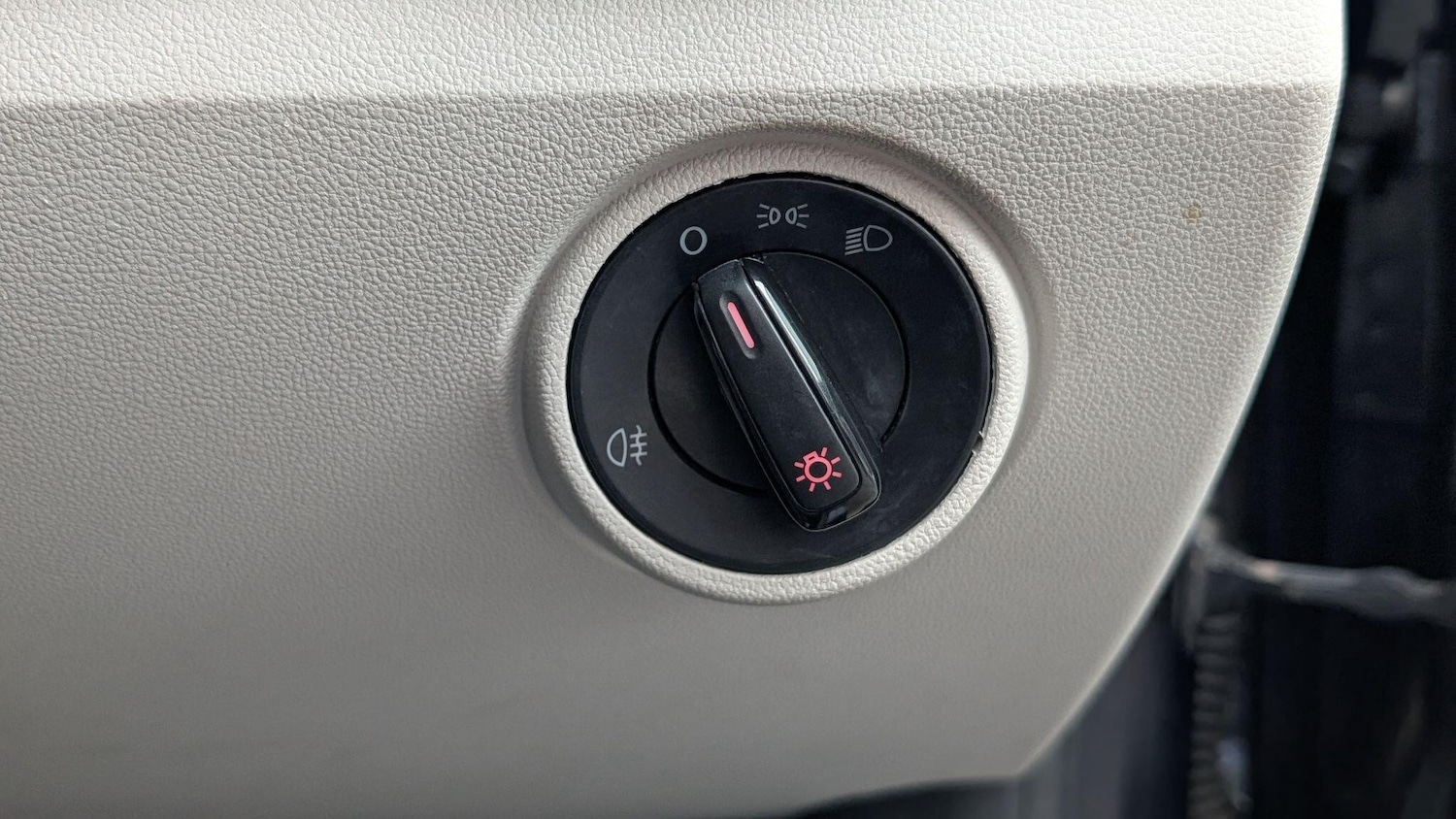 Used Volkswagen up! 2025 for sale - 77279181: Photo 19