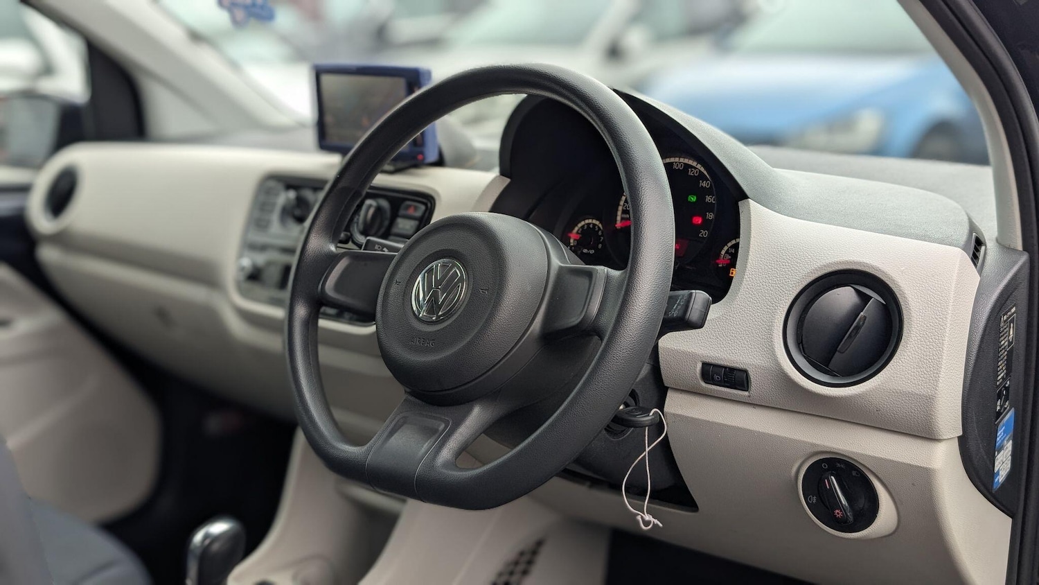 Used Volkswagen up! 2025 for sale - 77279181: Photo 9