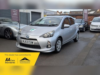 Used Toyota Aqua 2013 for sale - 76666818: Photo