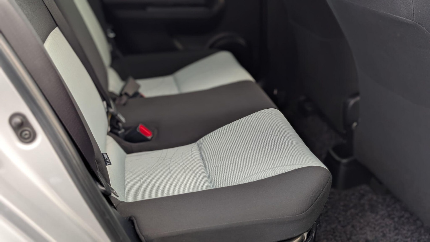 Used Toyota Aqua 2024 for sale - 76666818: Photo 31