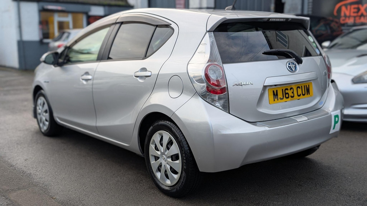 Used Toyota Aqua 2024 for sale - 76666818: Photo 6