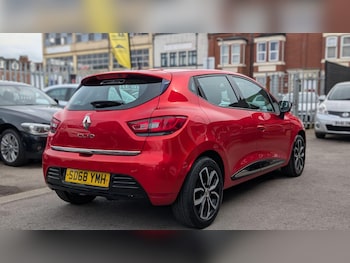 Used Renault Clio 2018 for sale - 79348830: Photo