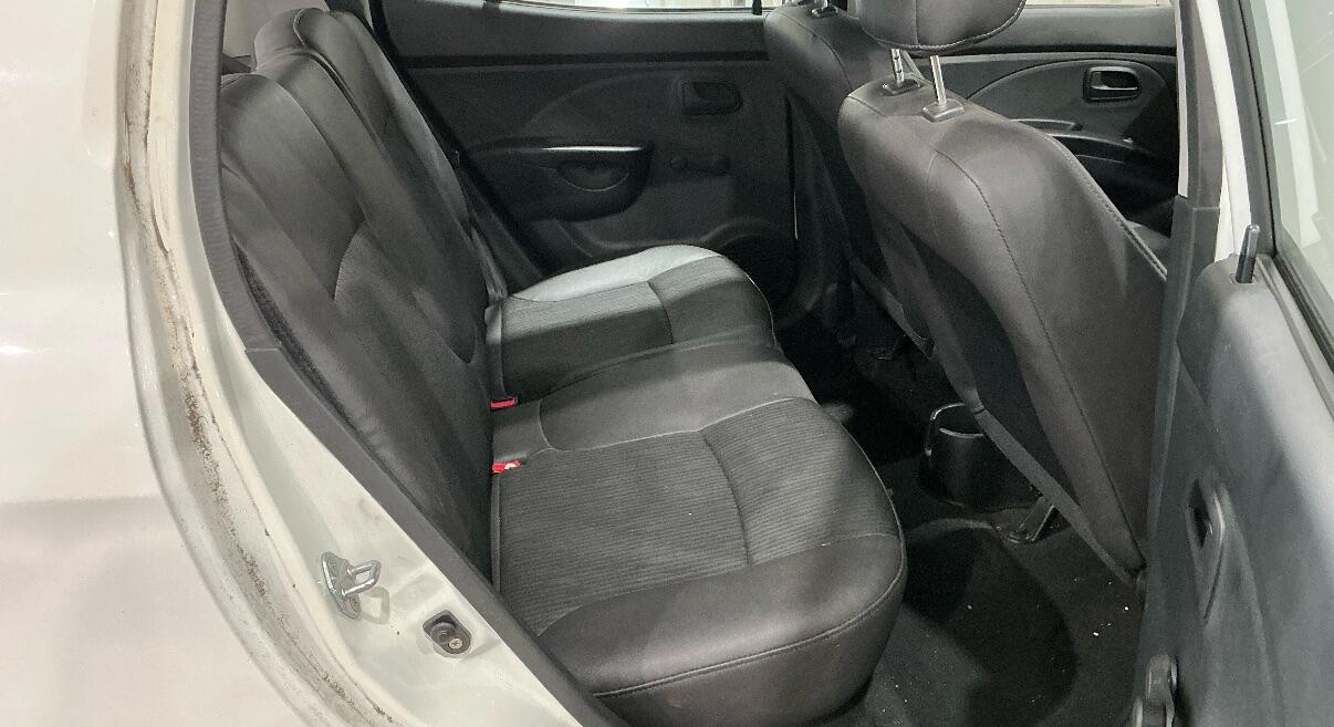 Used Kia Picanto 2010 for sale - 76408875: Photo 10