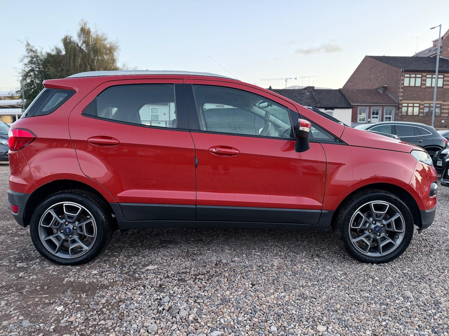 Used Ford Ecosport 2016 for sale - 76409492: Photo 2