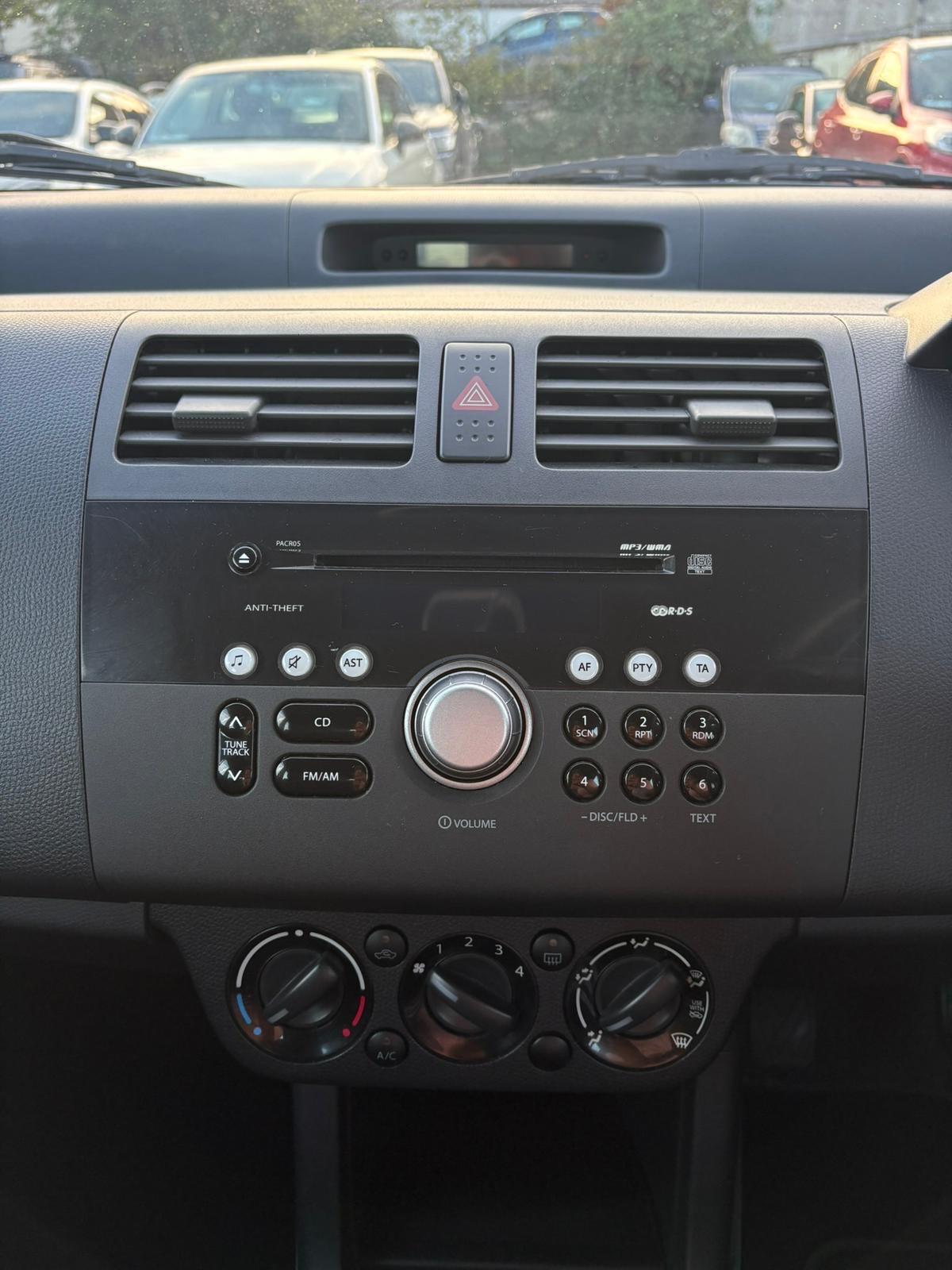 Used Suzuki Swift 2009 for sale - 76759323: Photo 11