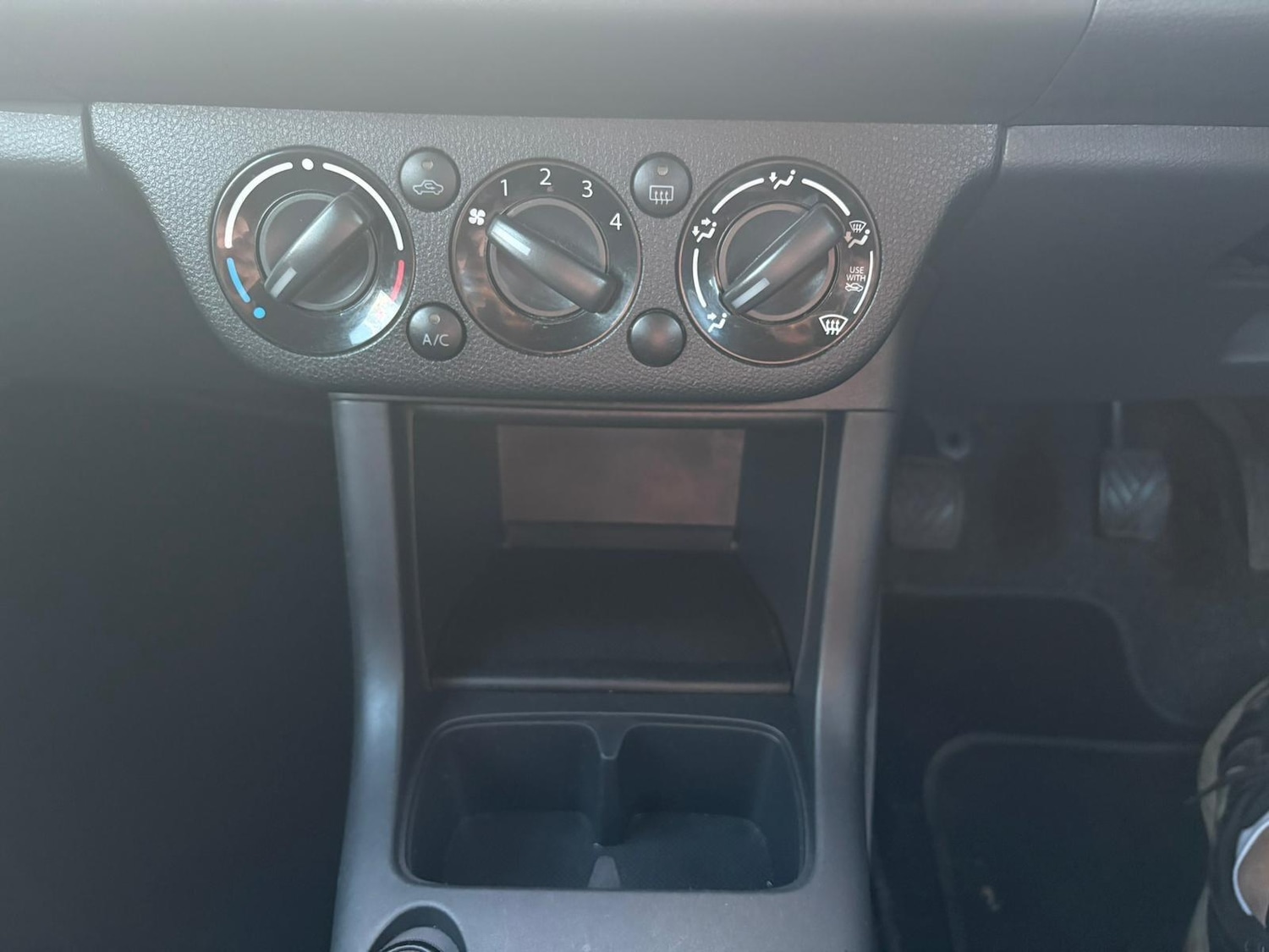 Used Suzuki Swift 2009 for sale - 76759323: Photo 12