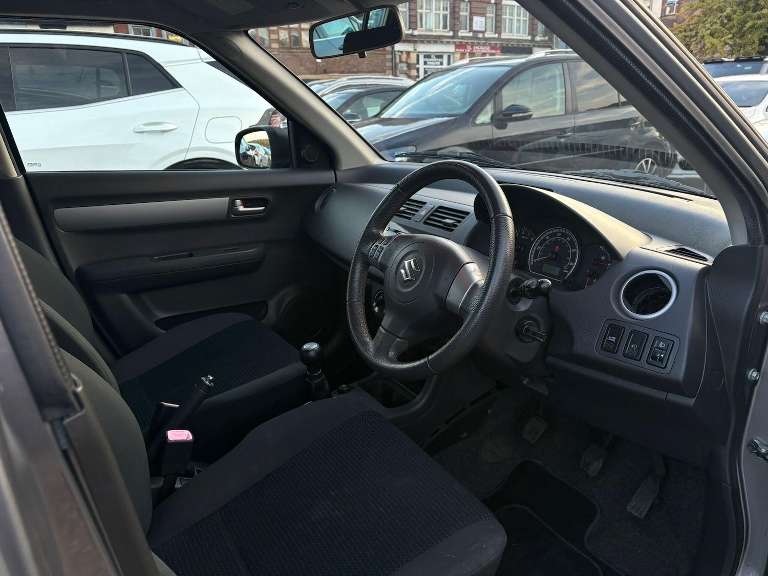 Used Suzuki Swift 2009 for sale - 76759323: Photo 19