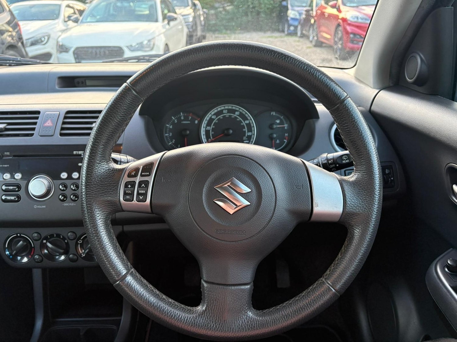 Used Suzuki Swift 2009 for sale - 76759323: Photo 9