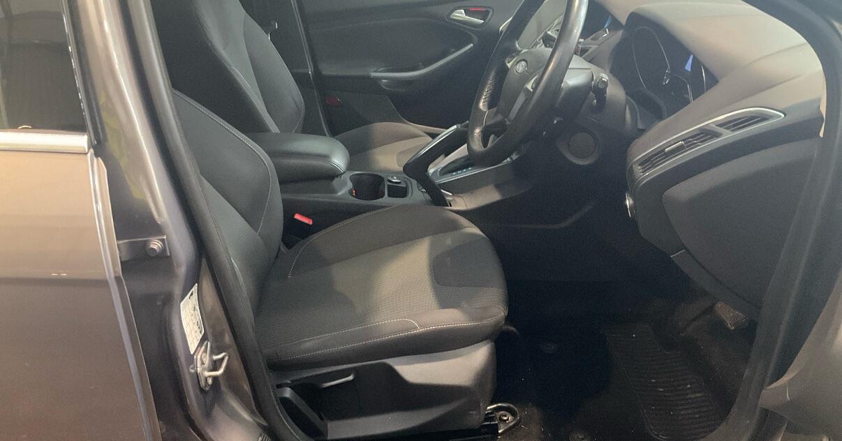 Used Ford Focus 2012 for sale - 76424558: Photo 8